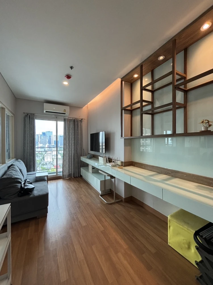For sale, for rent!! Condo Lumpini Park Vibhavadi-Chatuchak, 19th floor, fully furnished, bring your bags and move in, don't miss out!!