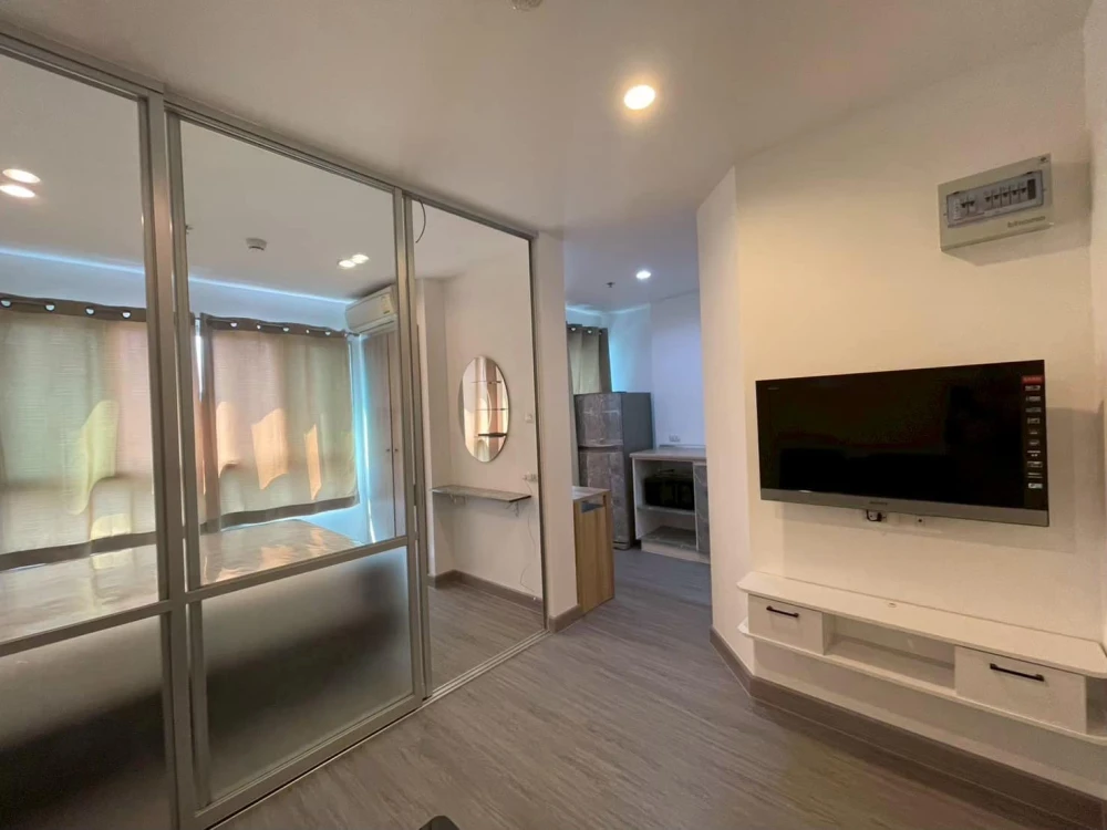 Condo for rent or sale, Lumpini Ville Ramkhamhaeng 60/2, beautiful room, fully furnished, convenient transportation, urgently booking a room