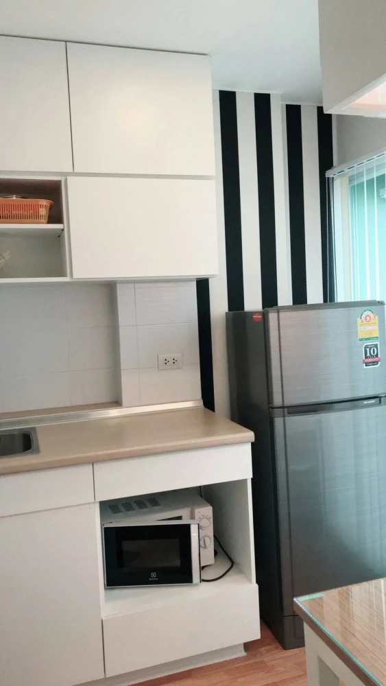 For sale, for rent!! Lumpini Place Condo Rama 4-Ratchadaphisek, location in the heart of the city, convenient travel, near BTS Ekkamai!!