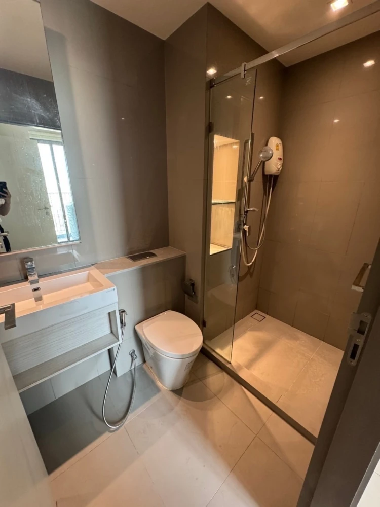 For sale, for rent!! Condo Wisdom Station Ratchada-Tha Phra, 18th floor, fully furnished, ready to move in, don't miss out, book now!!