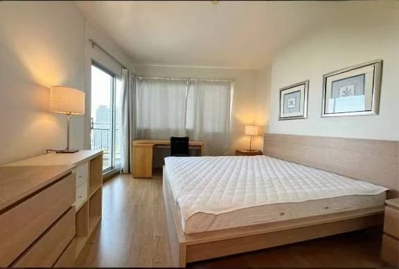 For sale, for rent!! Condo Supalai Park Ekkamai-Thonglor, 21st floor, corner room, fully furnished, good location, book now!!