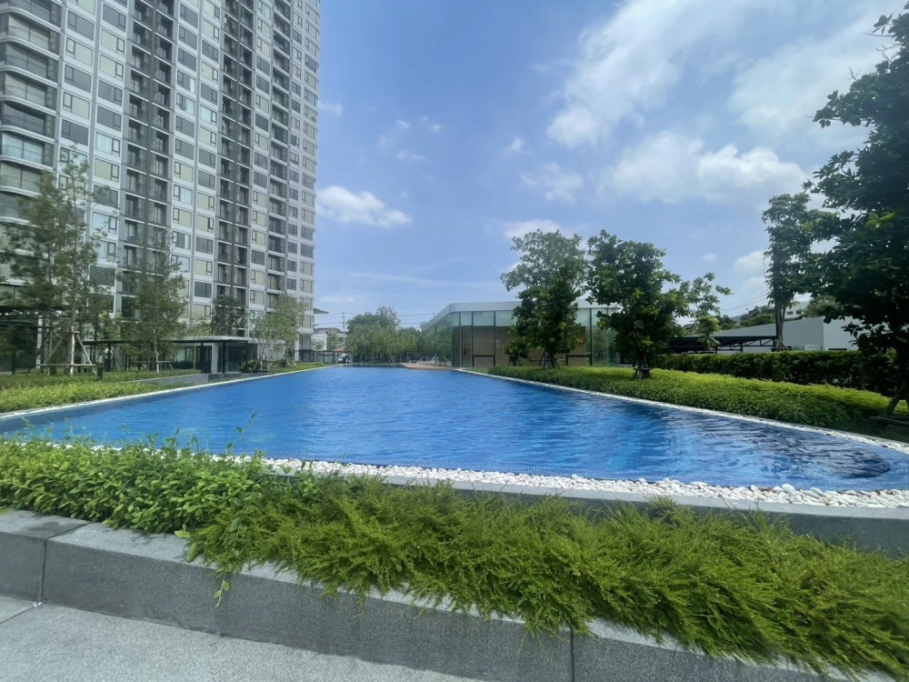 For sale or rent!! Condo Skyrise Avenue Sukhumvit 64, 18th floor, Building E, fully furnished and equipped, ready to move in! Reserve now!!