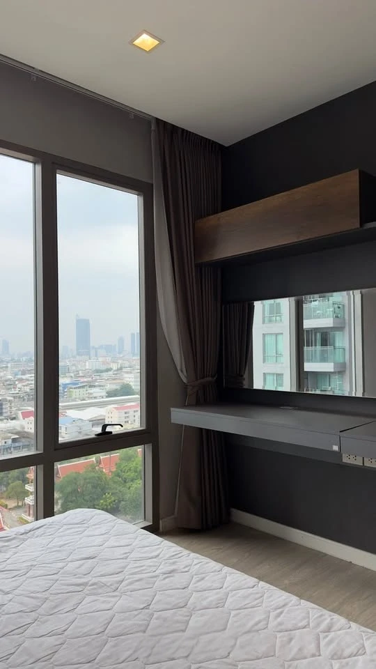 For sale, for rent, Condo Starview, 2 bedrooms, 2 bathrooms, bedroom decorated with awesome wallpaper, don't miss it.