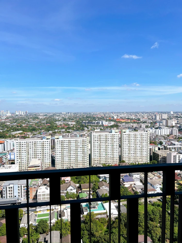 Condo for rent or sale, Artemis Sukhumvit 77, high floor, comfortable bed, comfortable sofa, just carry your bags and move in.