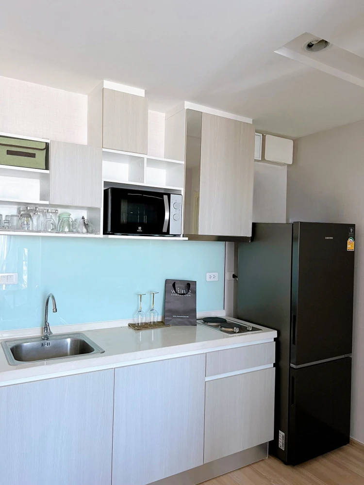 Condo for rent or sale, Artemis Sukhumvit 77, high floor, comfortable bed, comfortable sofa, just carry your bags and move in.