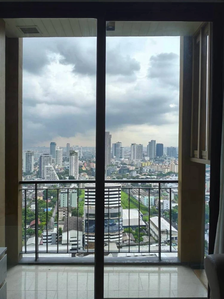 Condo for sale, rent, Equinox Phahon-Vipha, east side, open view, newly renovated room.