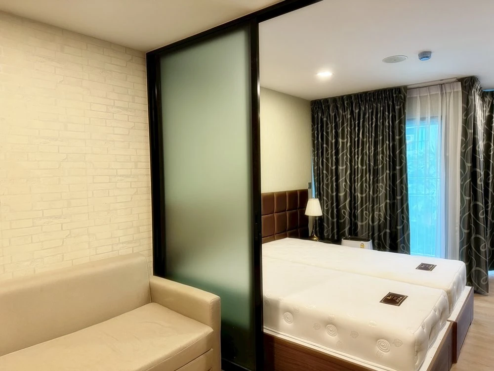 For sale, for rent!! Condo Cave Town Shift, 4th floor, Building A, beautiful room, swimming pool view, fully furnished, good price, don't miss it!!