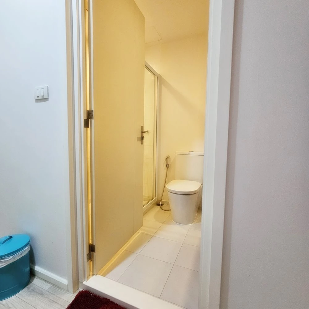 For sale, for rent!! Condo The Key Chaloem Phrakiat Rama 9, 4th floor, beautiful room, spacious, ready to move in, don't miss it!!