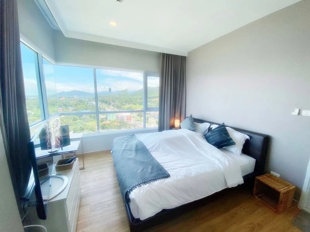 For sale, for rent!! Condo The Sea Sriracha, corner room, sea view and swimming pool, good price, ready to move in, hurry up and book now!!