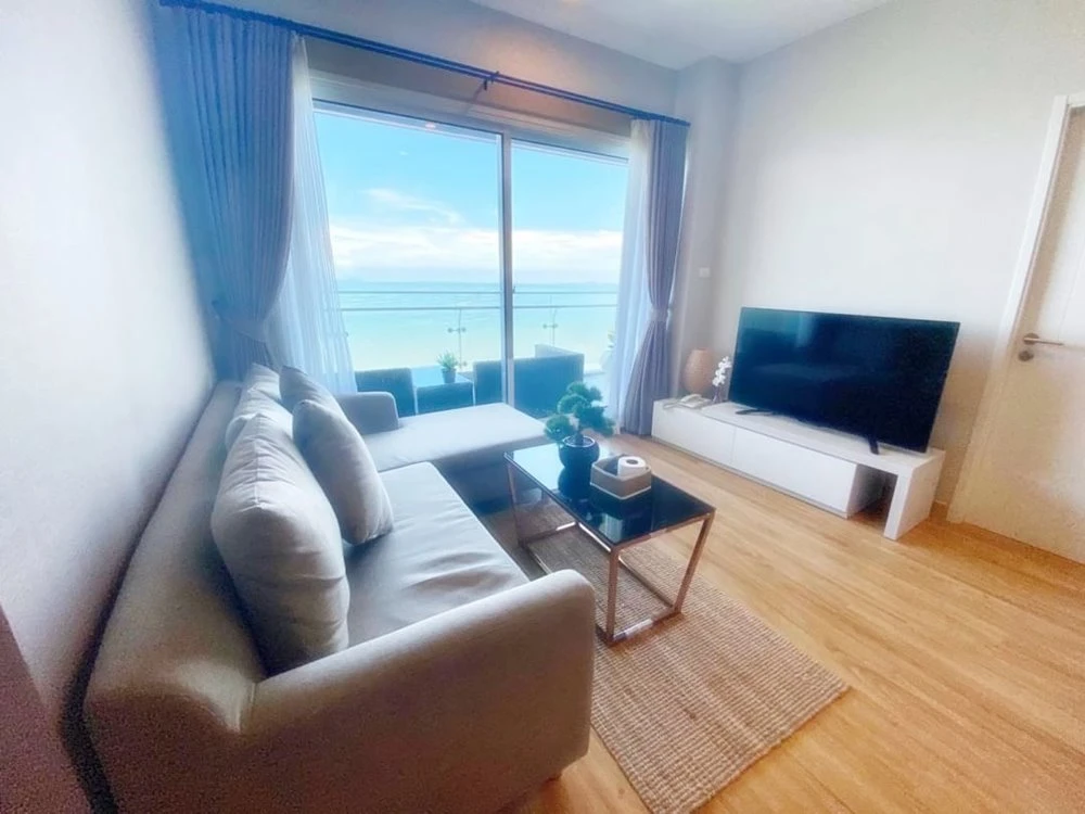 For sale, for rent!! Condo The Sea Sriracha, corner room, sea view and swimming pool, good price, ready to move in, hurry up and book now!!