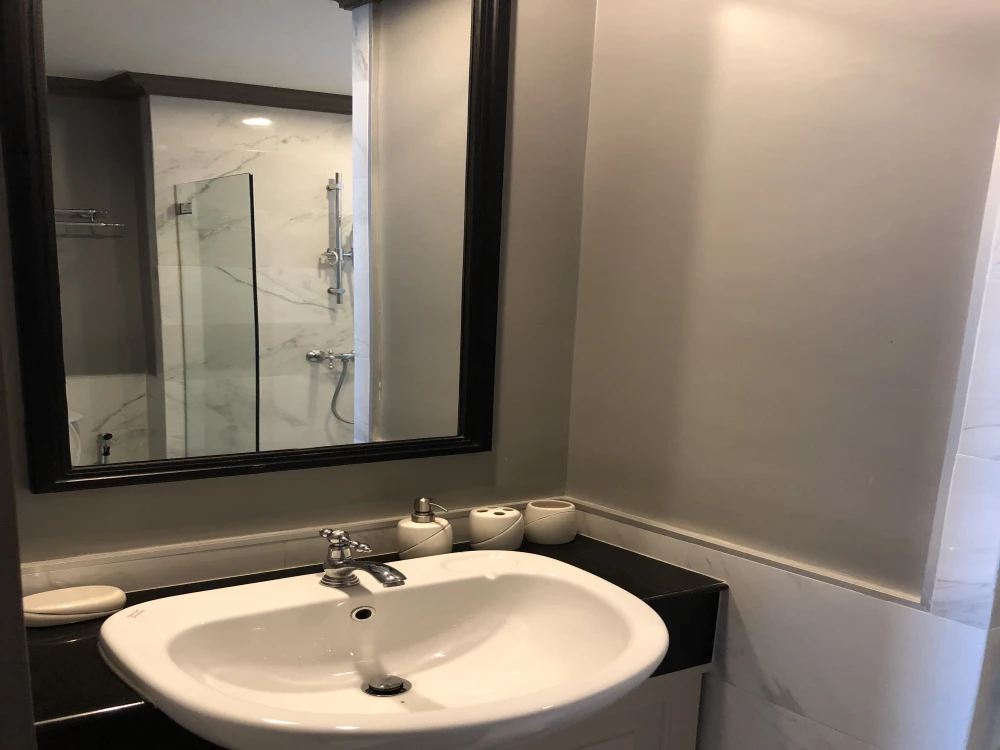 For sale, for rent!! Condo The Reserve Kasemsan 3, 6th floor, beautiful room, good price, move in immediately, don't miss it!!