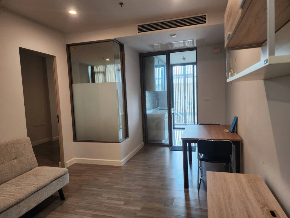 Condo for sale, rent, The Room, BTS Wongwian Yai, convenient transportation, good location, hurry to book!!!