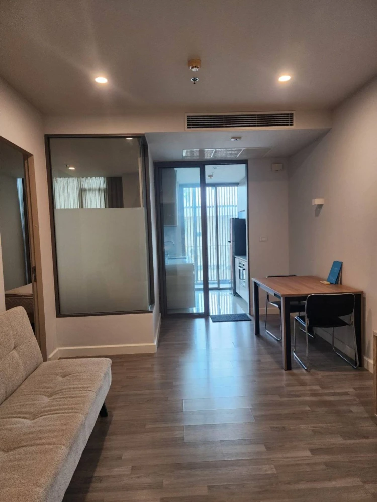 Condo for sale, rent, The Room, BTS Wongwian Yai, convenient transportation, good location, hurry to book!!!