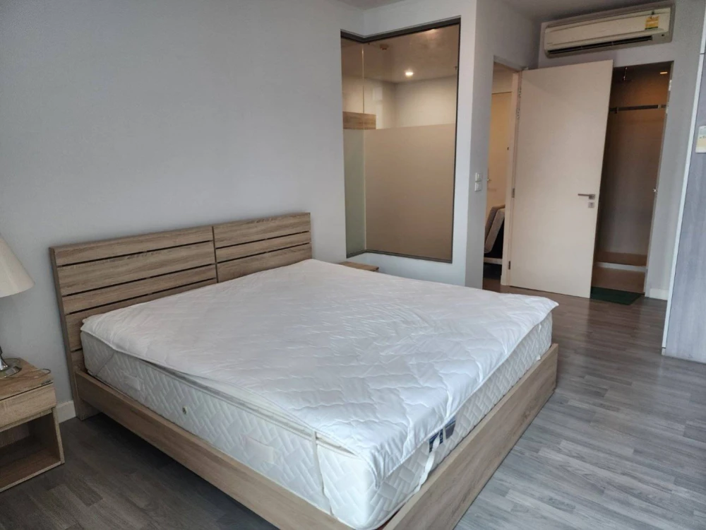 Condo for sale, rent, The Room, BTS Wongwian Yai, convenient transportation, good location, hurry to book!!!
