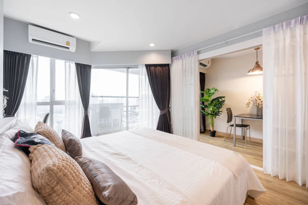 For sale, for rent!! Condo The Waterford Diamond Sukhumvit 30/1, 44th floor, river view and Benjakitti Park, ready to move in, hurry up and book now!!