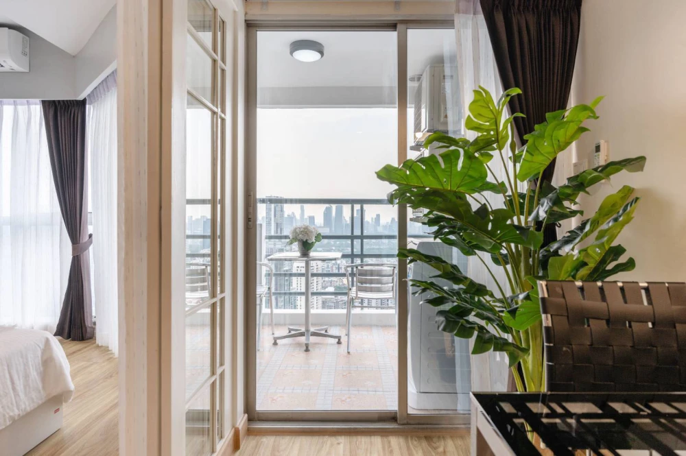 For sale, for rent!! Condo The Waterford Diamond Sukhumvit 30/1, 44th floor, river view and Benjakitti Park, ready to move in, hurry up and book now!!