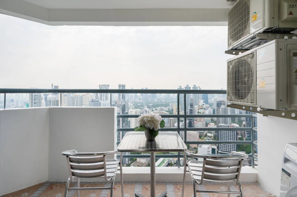 For sale, for rent!! Condo The Waterford Diamond Sukhumvit 30/1, 44th floor, river view and Benjakitti Park, ready to move in, hurry up and book now!!