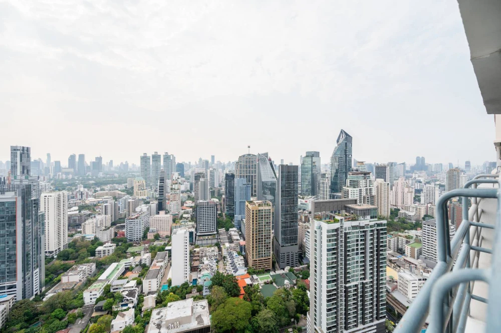 For sale, for rent!! Condo The Waterford Diamond Sukhumvit 30/1, 44th floor, river view and Benjakitti Park, ready to move in, hurry up and book now!!