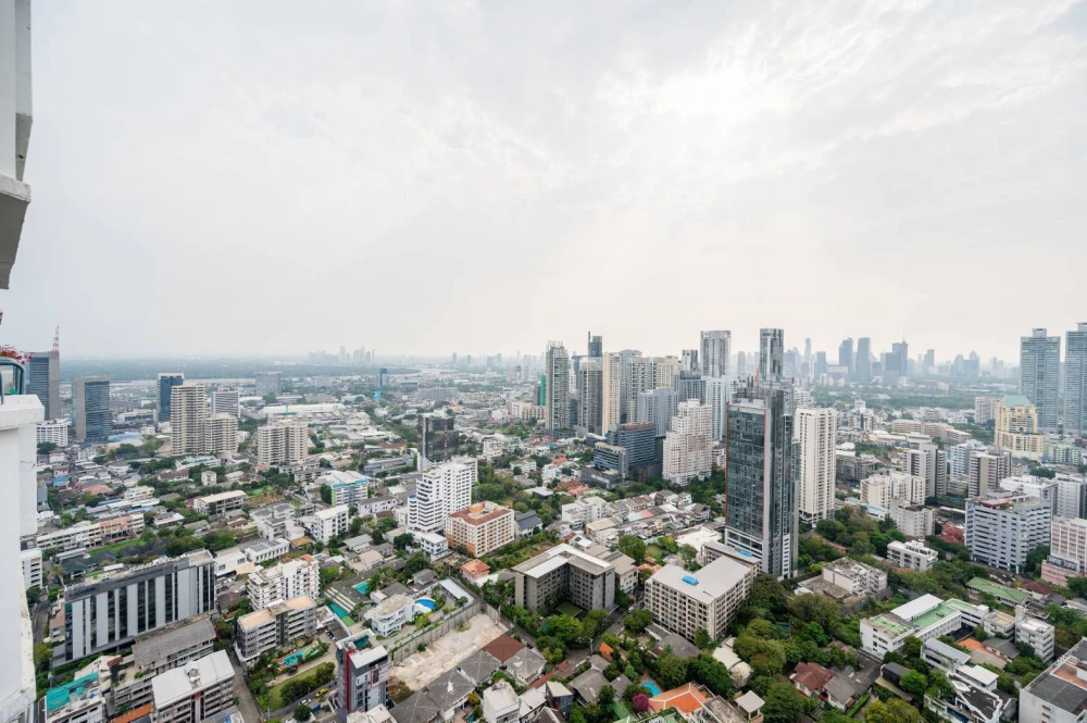 For sale, for rent!! Condo The Waterford Diamond Sukhumvit 30/1, 44th floor, river view and Benjakitti Park, ready to move in, hurry up and book now!!