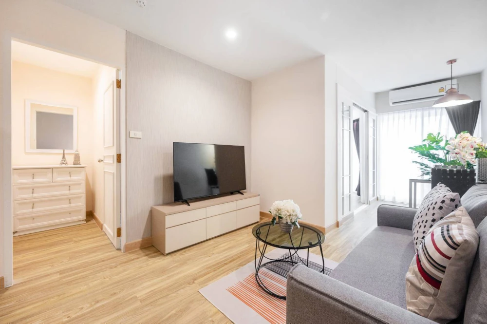 For sale, for rent!! Condo The Waterford Diamond Sukhumvit 30/1, 44th floor, river view and Benjakitti Park, ready to move in, hurry up and book now!!