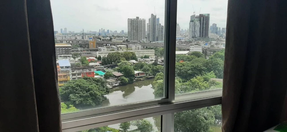 For Sale/Rent!! Condo The Base Sukhumvit 77, 15th floor, Building B, swimming pool view, fully furnished, ready to move in! Reserve now!!