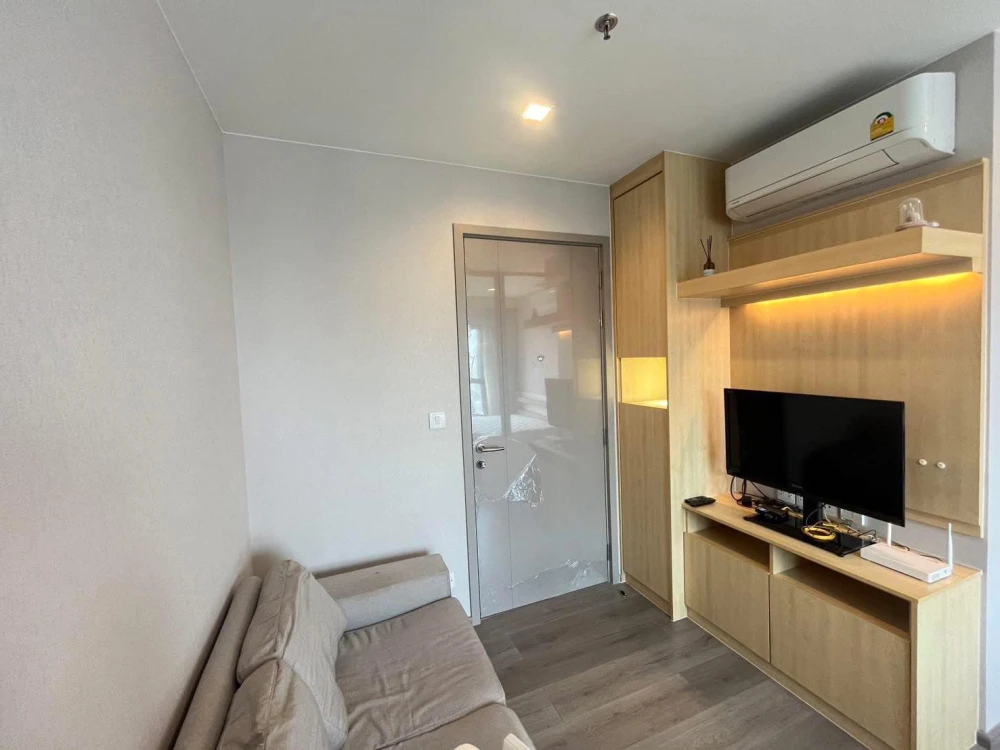 Condo for rent or sale, The Politan Aqua, separated rooms, 54th floor, high view, I'm telling you, you can't miss it.