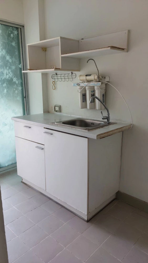 For sale, for rent!! Condo The Kit Sukhumvit 113, 3rd floor, Building B, a good location condo, convenient transportation, good price, don't miss it!!