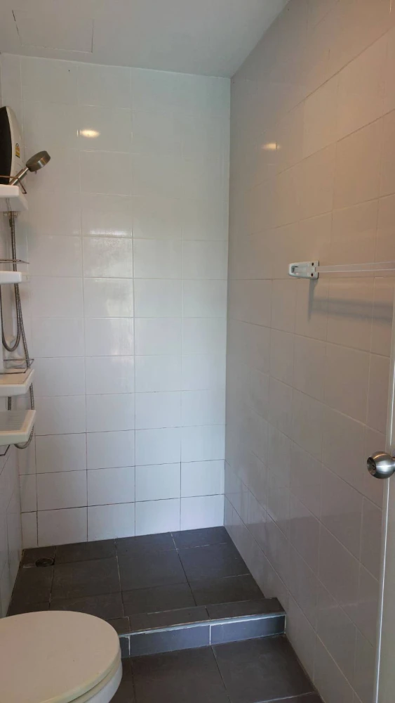 For sale, for rent!! Condo The Kit Sukhumvit 113, 3rd floor, Building B, a good location condo, convenient transportation, good price, don't miss it!!