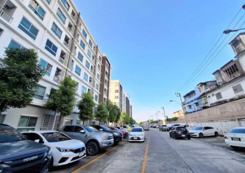 For sale, for rent!! Condo The Kit Sukhumvit 113, 3rd floor, Building B, a good location condo, convenient transportation, good price, don't miss it!!