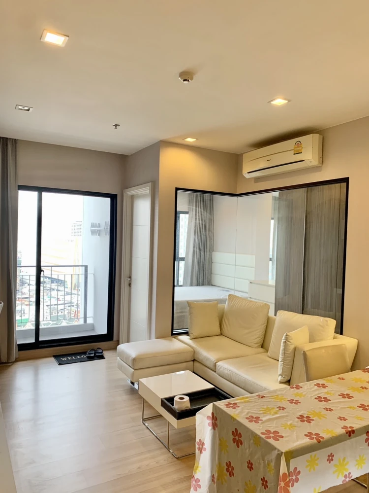 For sale, for rent!! Condo Urbano Absolute Sathorn-Taksin, furnished with built-in furniture, good price, hurry and book now!!