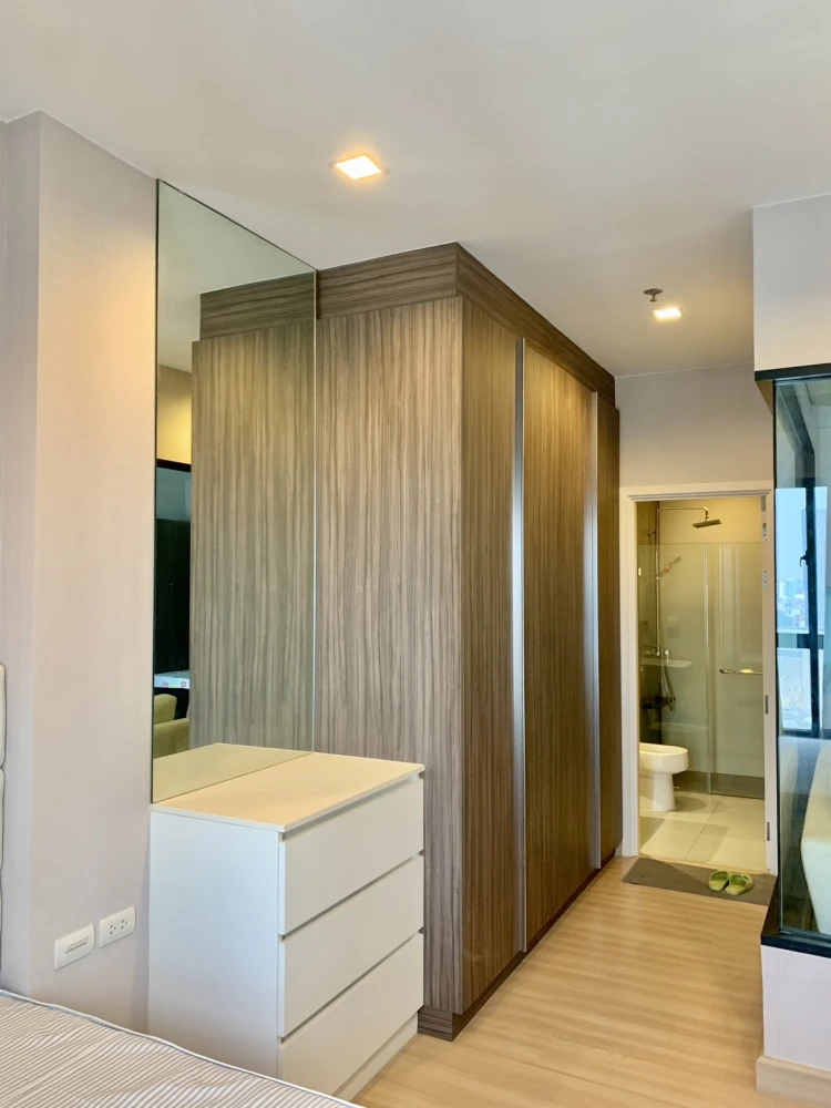 For sale, for rent!! Condo Urbano Absolute Sathorn-Taksin, furnished with built-in furniture, good price, hurry and book now!!