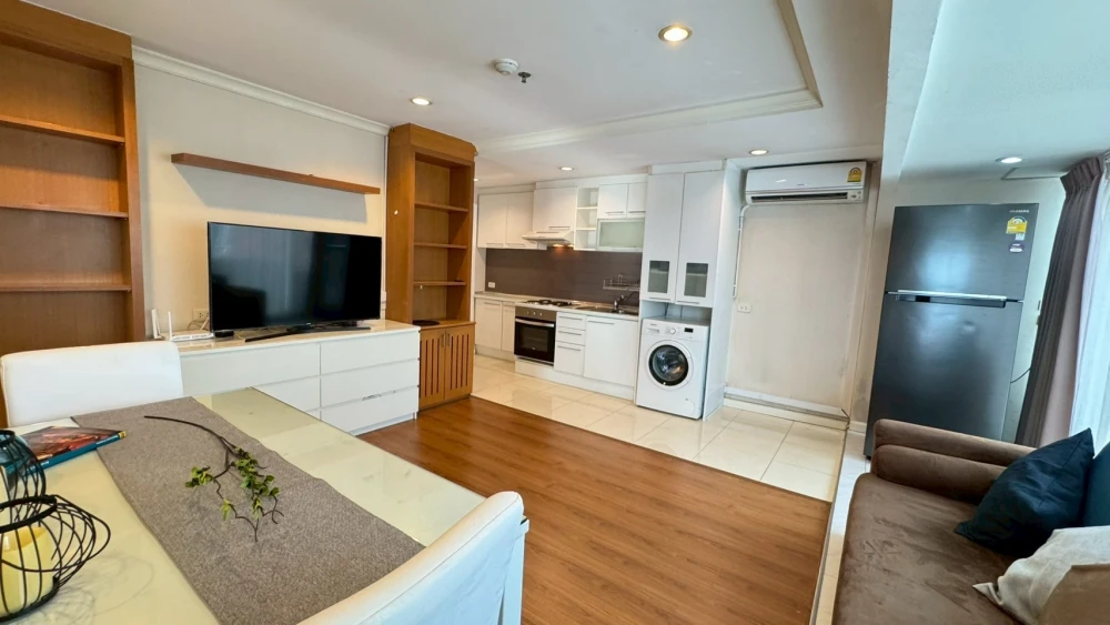 For sale, for rent!! Condo Grand Park View Asoke, 30th floor, corner room, fully furnished, complete common area, don't miss it!!