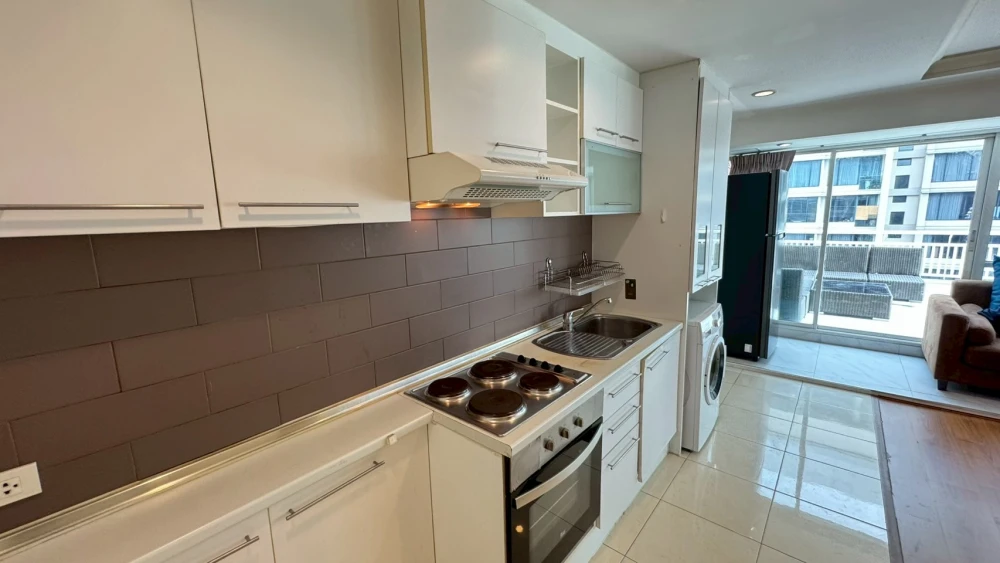 For sale, for rent!! Condo Grand Park View Asoke, 30th floor, corner room, fully furnished, complete common area, don't miss it!!
