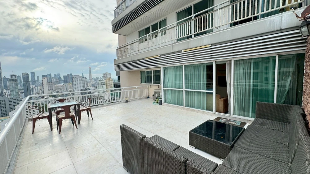For sale, for rent!! Condo Grand Park View Asoke, 30th floor, corner room, fully furnished, complete common area, don't miss it!!