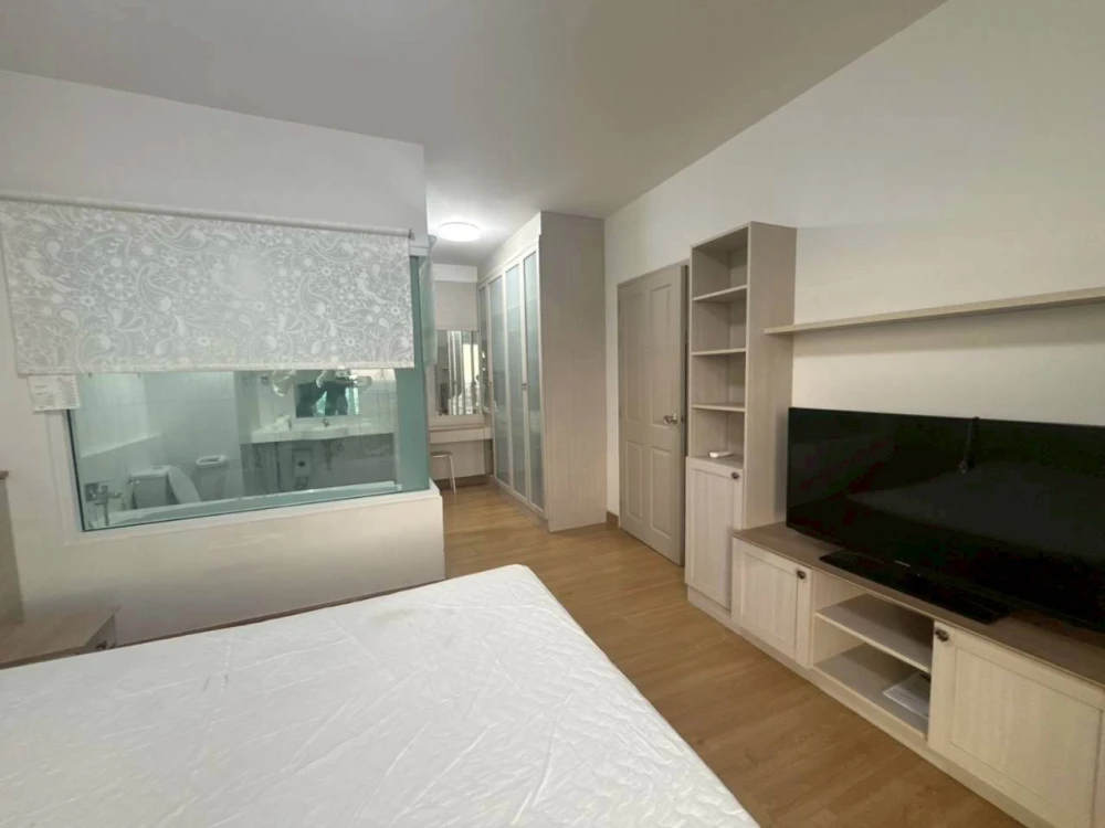 For sale, for rent!! Condo Chapter One Modern Dutch, 31st floor, Building B, spacious room, ready to move in, great price, don't miss it!!