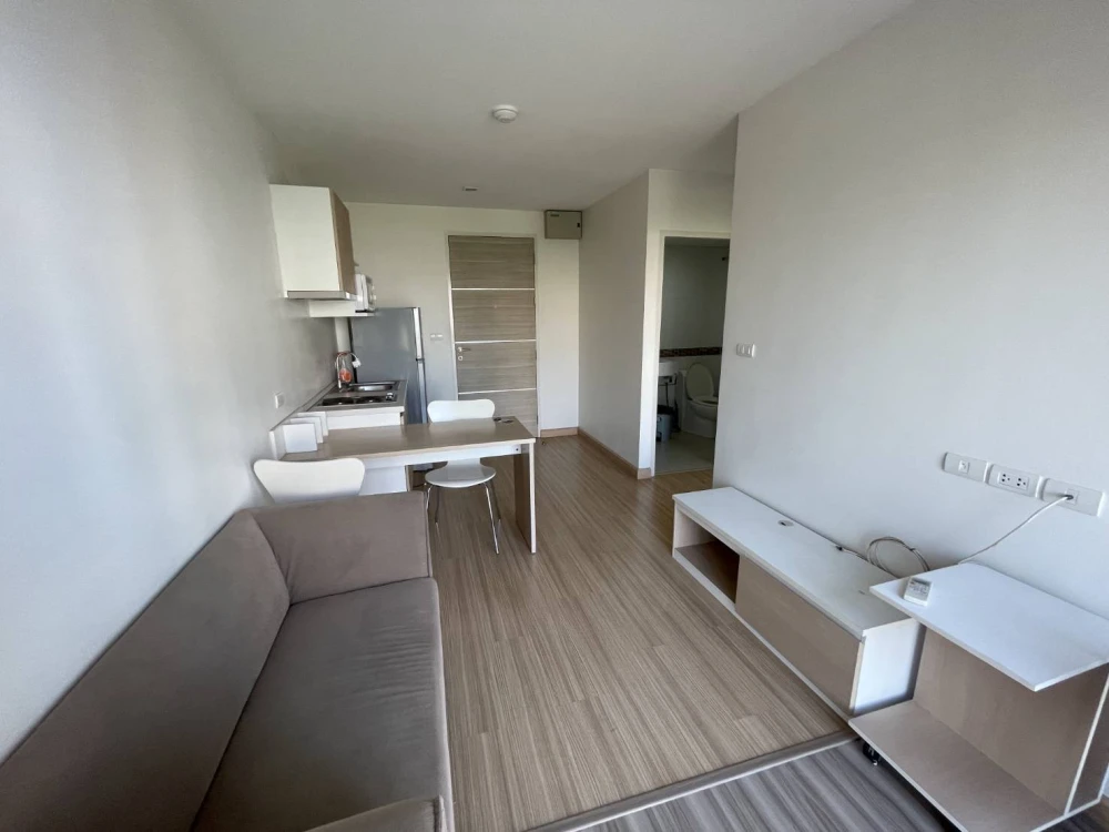 For sale, for rent!! Condo Bangkok Feliz Sathorn-Taksin, ready to move in, complete furniture, electrical appliances, hurry to book now!!