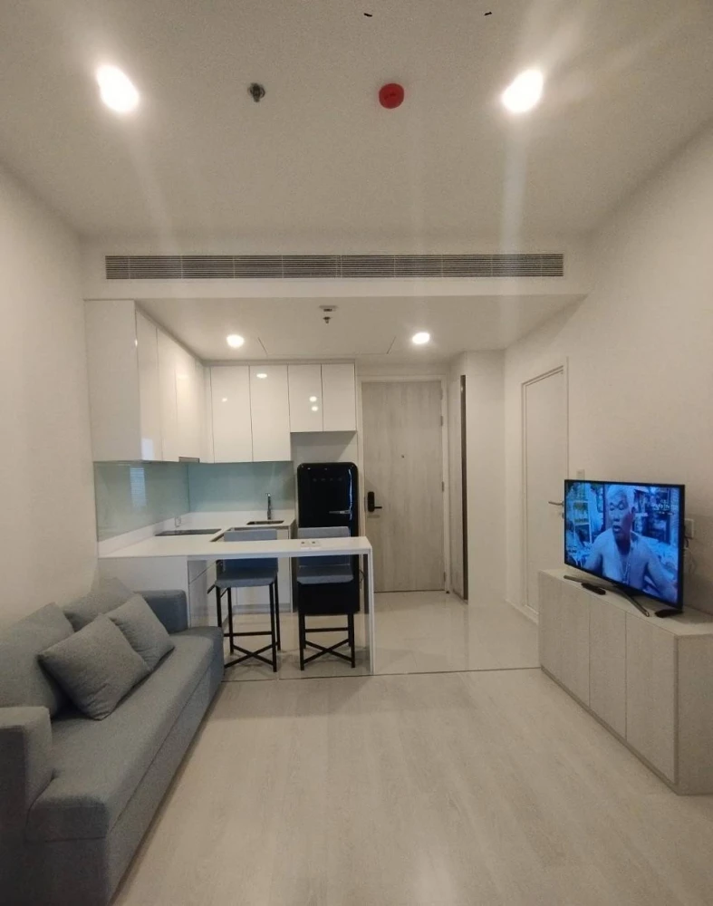For sale, for rent!! Condo Massarin Ratchayothin, 27th floor, fully furnished, ready to move in, don't miss it!!