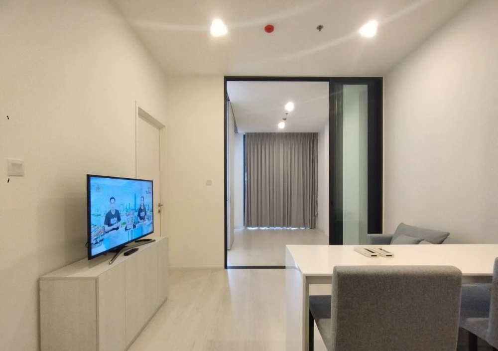 For sale, for rent!! Condo Massarin Ratchayothin, 27th floor, fully furnished, ready to move in, don't miss it!!
