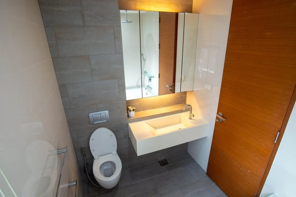 Condo for rent or sale, Ashton Morph, 38 nice beds, decorated rooms, ready to move in. Book now.