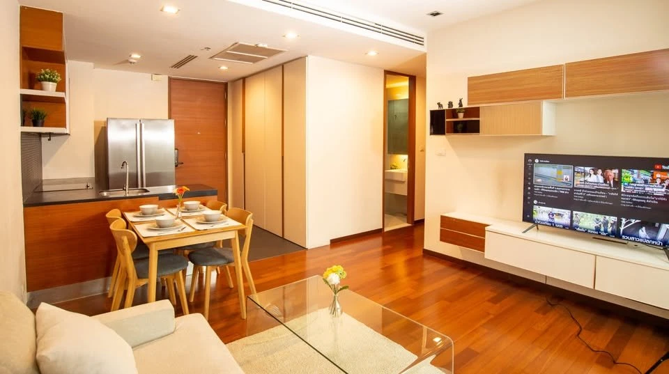 Condo for rent or sale, Ashton Morph, 38 nice beds, decorated rooms, ready to move in. Book now.