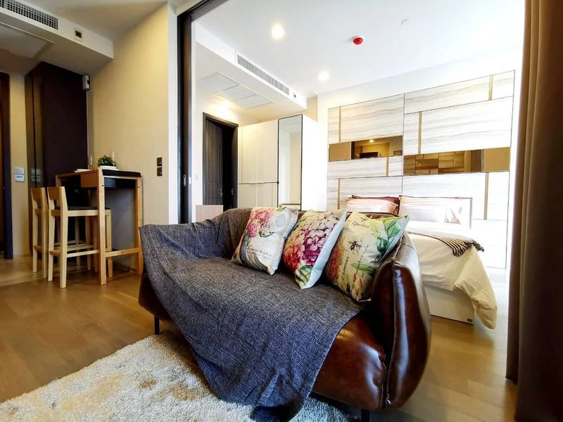 For sale, for rent!! Condo Ashton Asoke, 28th floor, east view, beautiful room, fully furnished, ready to move in, don't miss it!!
