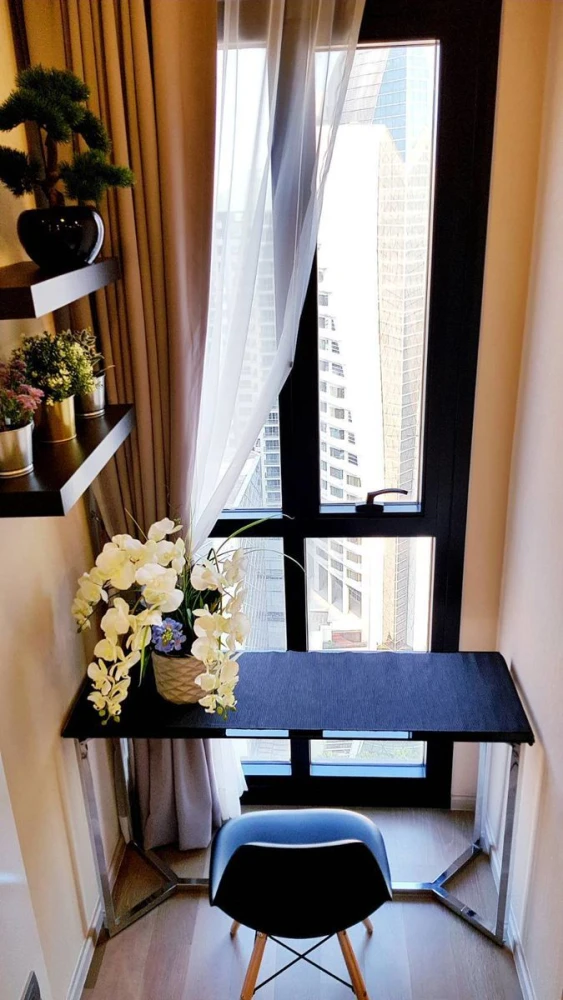 For sale, for rent!! Condo Ashton Asoke, 28th floor, east view, beautiful room, fully furnished, ready to move in, don't miss it!!