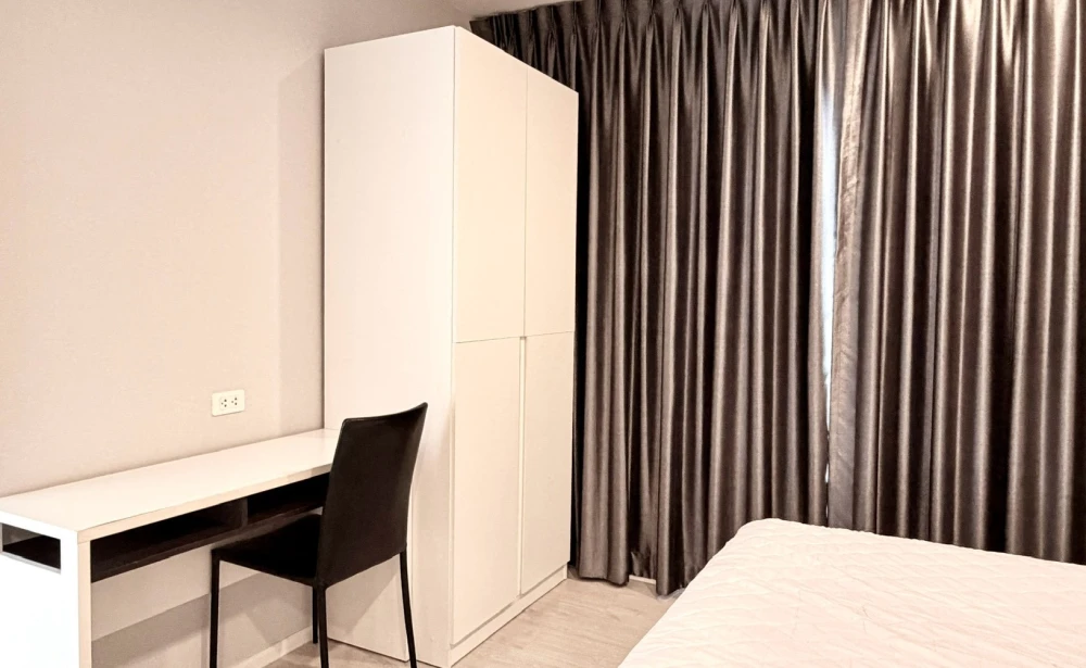 For sale, for rent!! Condo Aspire Sathorn-Tha Phra, fully furnished, good price, ready to move in, hurry and book now!!