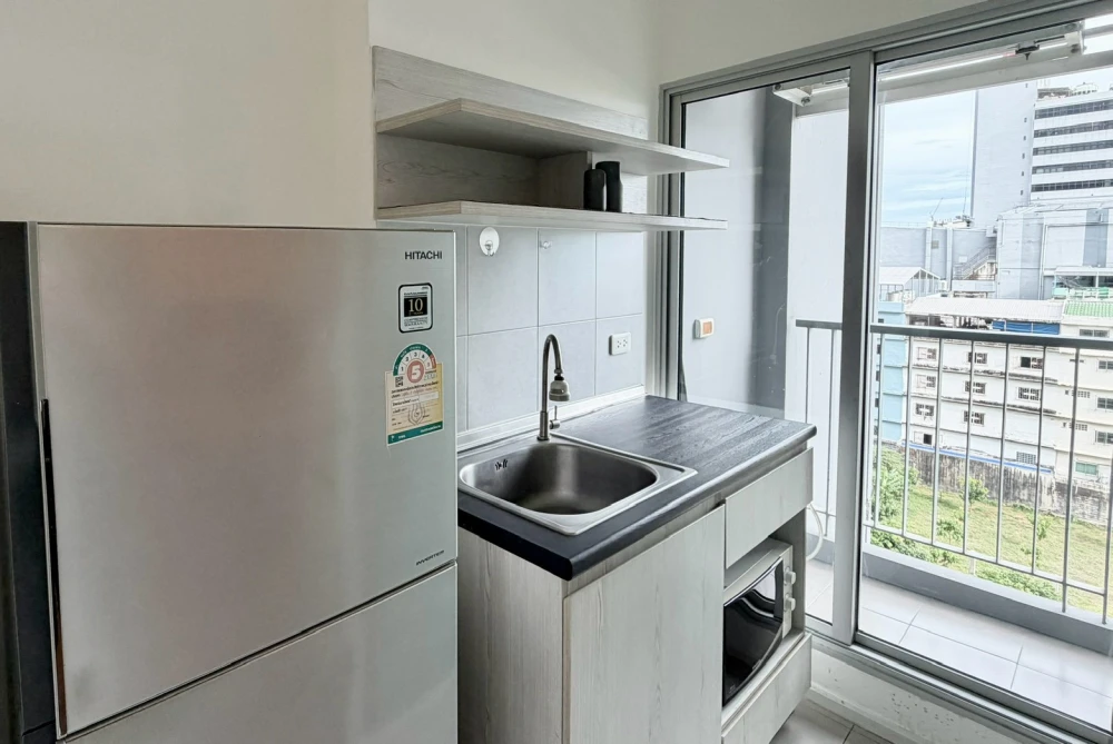 For sale, for rent!! Condo Aspire Sathorn-Tha Phra, fully furnished, good price, ready to move in, hurry and book now!!