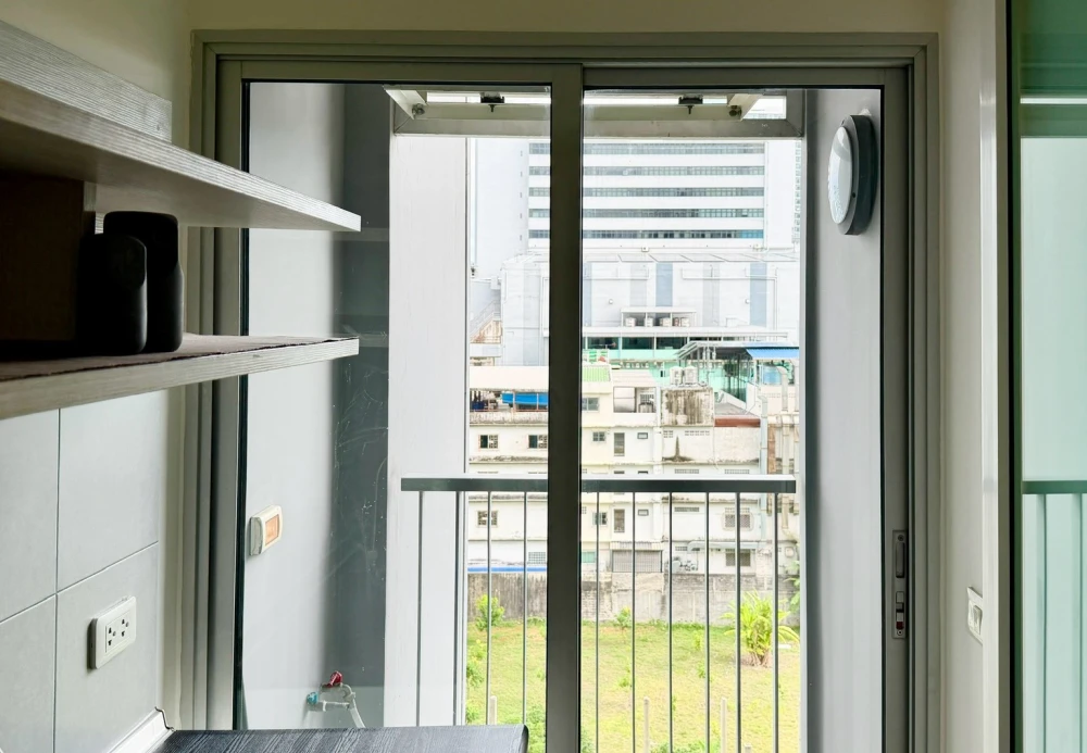 For sale, for rent!! Condo Aspire Sathorn-Tha Phra, fully furnished, good price, ready to move in, hurry and book now!!