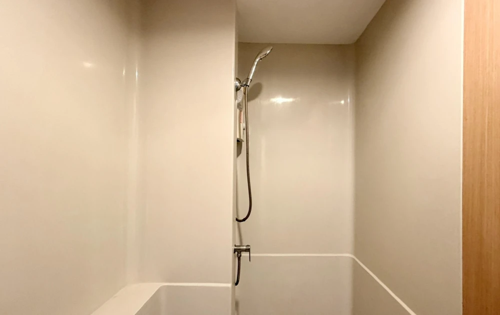 For sale, for rent!! Condo Aspire Sathorn-Tha Phra, fully furnished, good price, ready to move in, hurry and book now!!