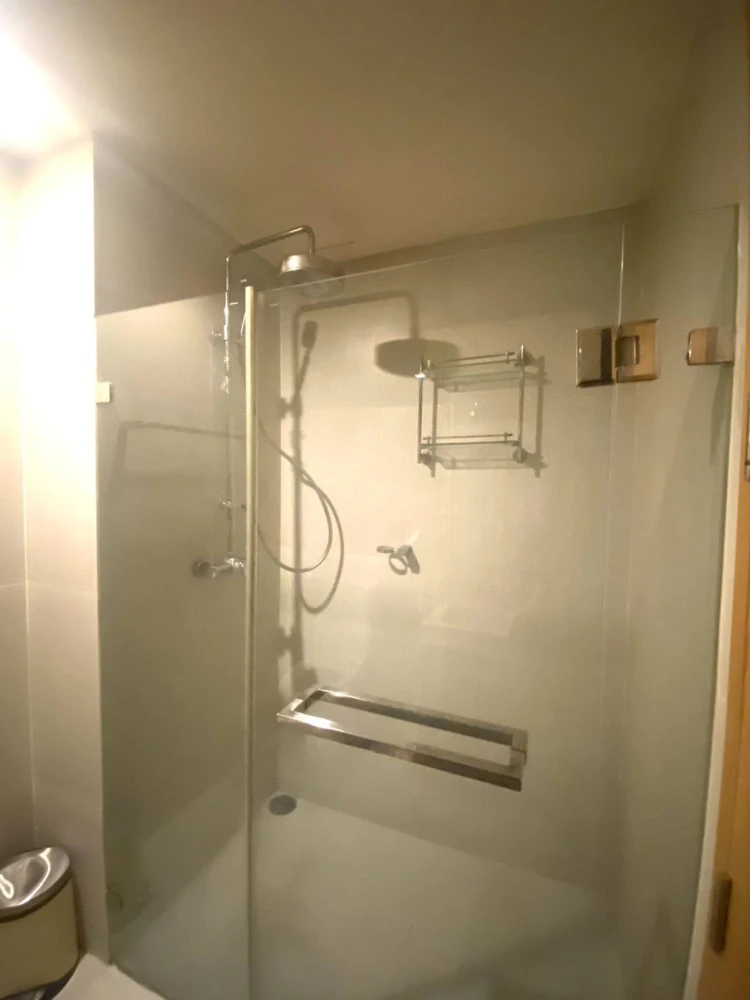 Condo for sale or rent, Socio Ruamrudee, beautiful room, fully furnished, don't wait, move now