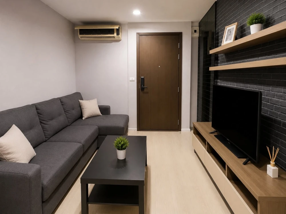 For sale or rent: Condo in the heart of the city, near BTS Chong Nonsi, at Rhythm Sathorn-Narathiwat. Spacious and comfortable rooms. Book now!