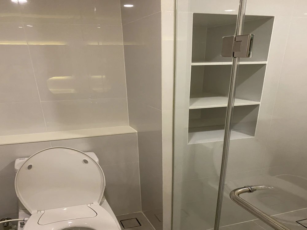 Condo for sale, rent, Siamese Sukhumvit 87, Duplex room, ready to move in. Fully furnished as shown in the picture. Reserve now.