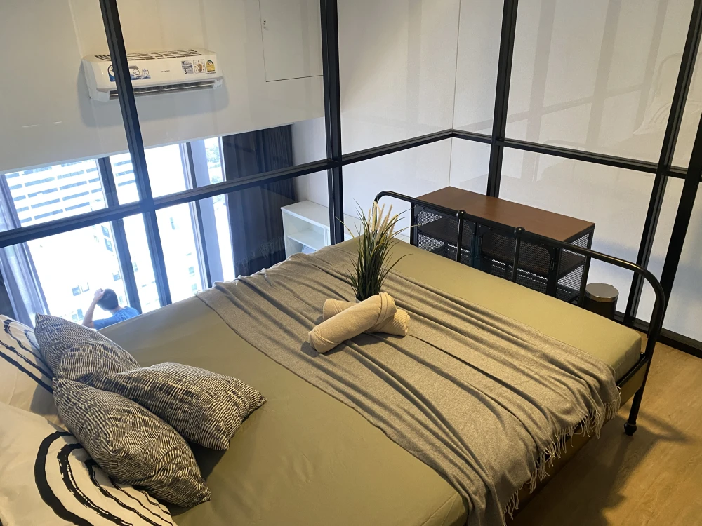 Condo for sale, rent, Siamese Sukhumvit 87, Duplex room, ready to move in. Fully furnished as shown in the picture. Reserve now.